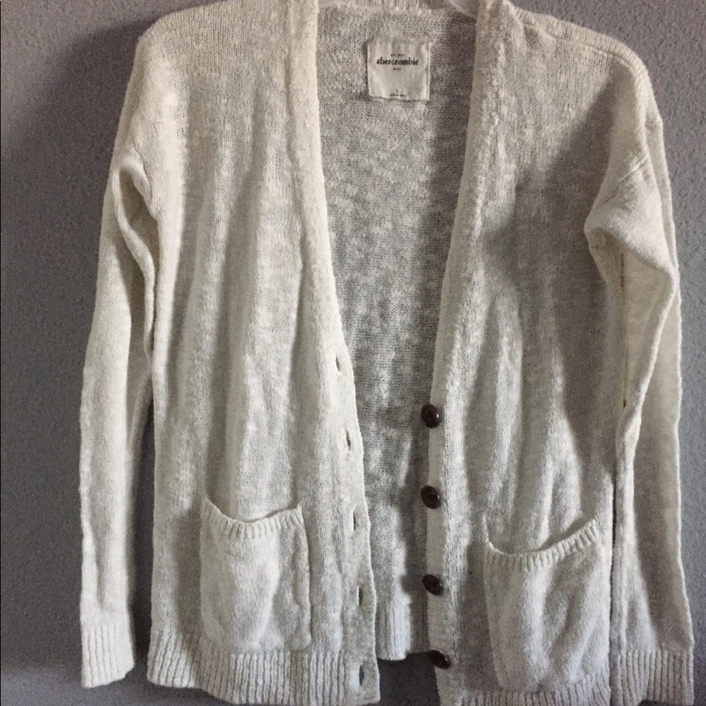 Creme White Buttoned Cardigan